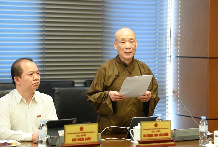 Đại biểu Hòa thượng Thích Bảo Nghiêm (Đoàn Hà Nội) phát biểu. Ảnh: Như Ý