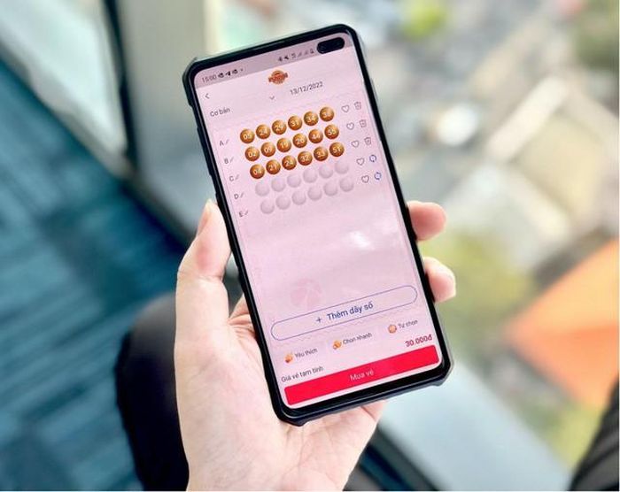 Người trúng Vietlott sẽ nộp 10% tiền thuế theo quy định.