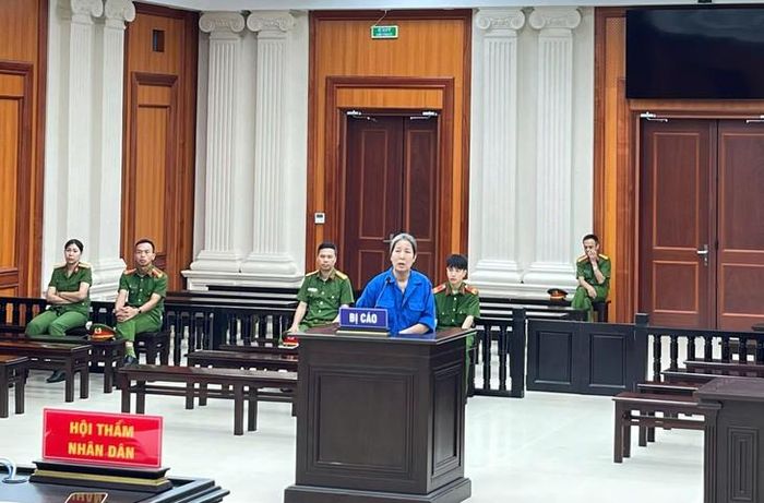 Bị cáo Nguyễn Thị Tơ tại phiên tòa. Ảnh: TV