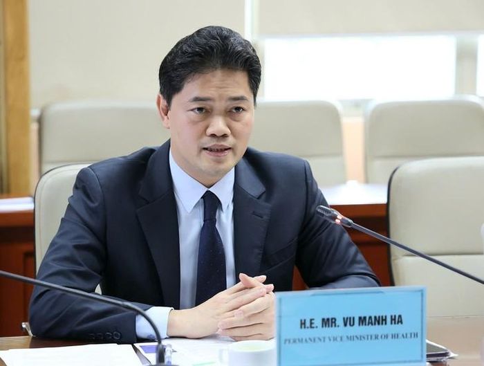 Ủy viên Dự khuyết Ban Chấp hành Trung ương Đảng, Thứ trưởng Thường trực Bộ Y tế, TS.BS Vũ Mạnh Hà phát biểu. Ảnh: Trần Minh