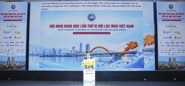 PGS.TS.BS Lê Việt Thắng, Chủ tịch Hội Lọc máu Việt Nam phát biểu tại Hội nghị. Ảnh: X.T.