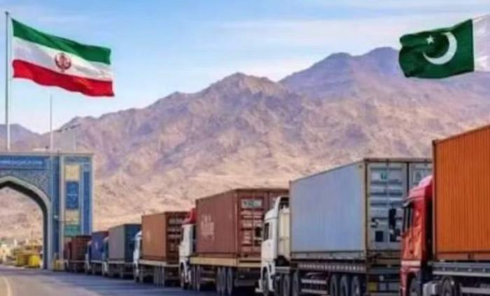 Cuối tuần trước, Pakistan cũng chặn xe tải từ Iran tại 2 cửa khẩu Gabd và Taftan, viện dẫn yêu cầu an ninh.