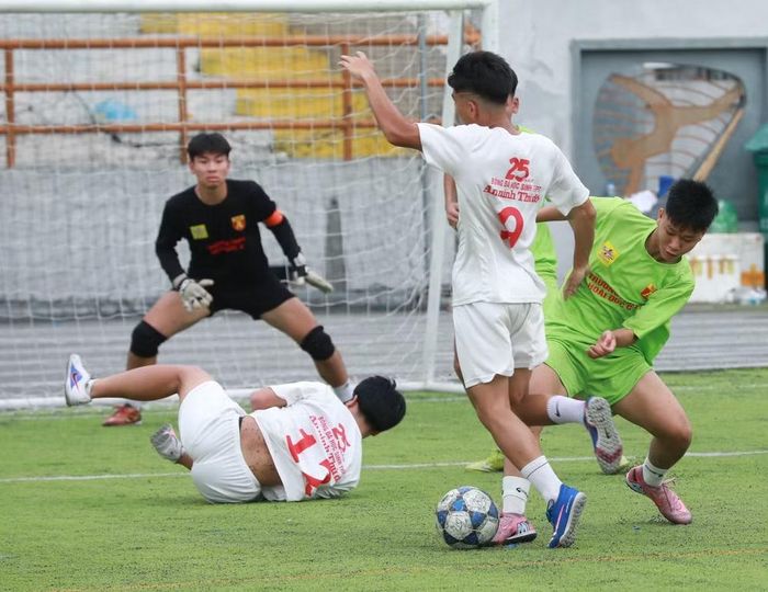 Bảng C: THPT Hoài Đức C 3-1 THPT Việt Nam Ba Lan