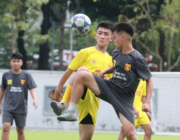 Bảng O: THPT Bắc Lương Sơn 1-0 THPT Ngô Quyền Đông Anh