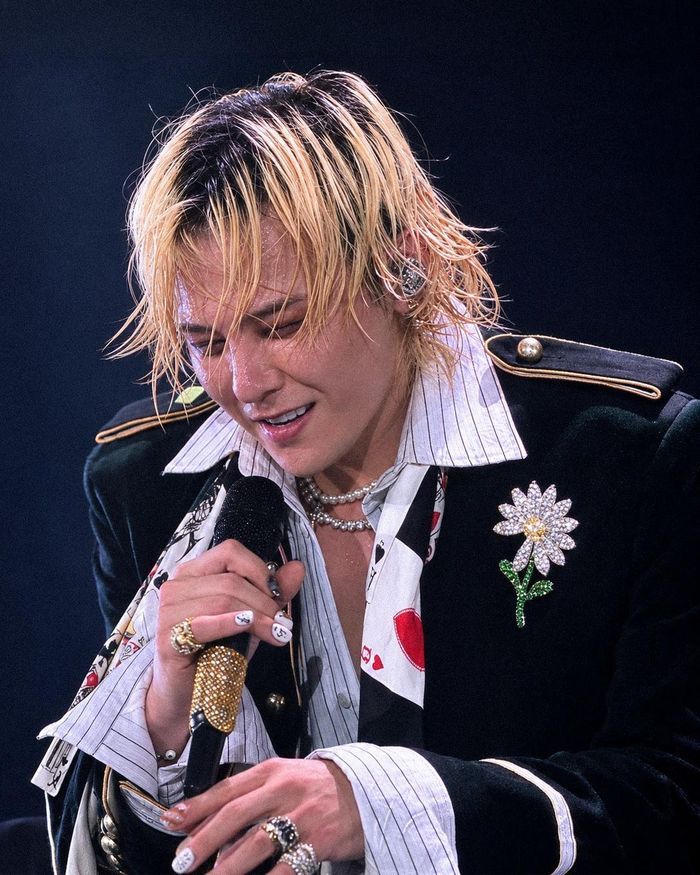 Taeyang và G-Dragon biểu diễn hết mình trong concert. Ảnh: BTC.
