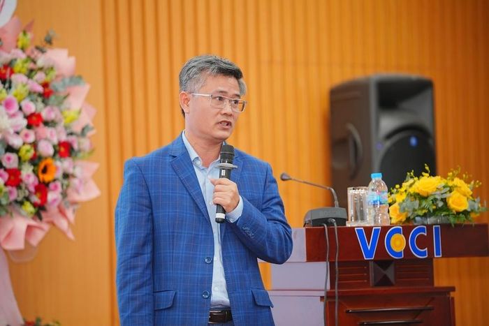 TS Đỗ Thiên Anh Tuấn, giảng viên Trường Chính sách Công và Quản lý Fulbright. Ảnh: BTC.