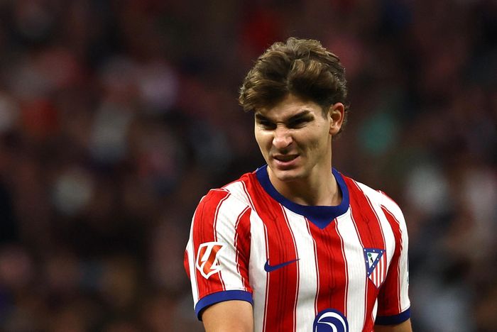 Alvarez ghi bàn duy nhất giúp Atletico Madrid đánh bại Deportivo 1-0 ở vòng 10 La Liga.