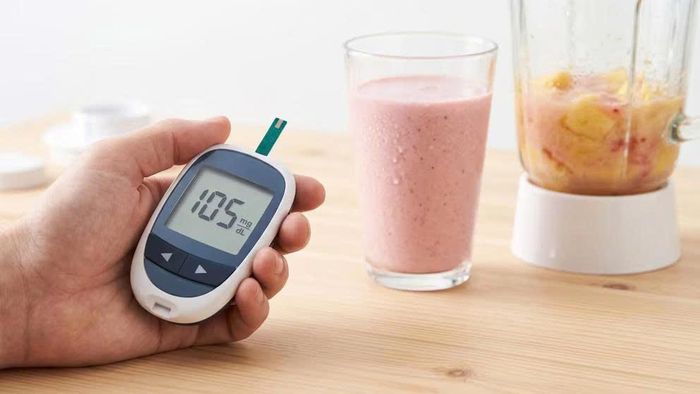  Sinh tố chứa nhiều trái cây, nước ép hoặc đường bổ sung có thể khiến đường huyết tăng nhanh sau khi uống. Ảnh: Infobae.