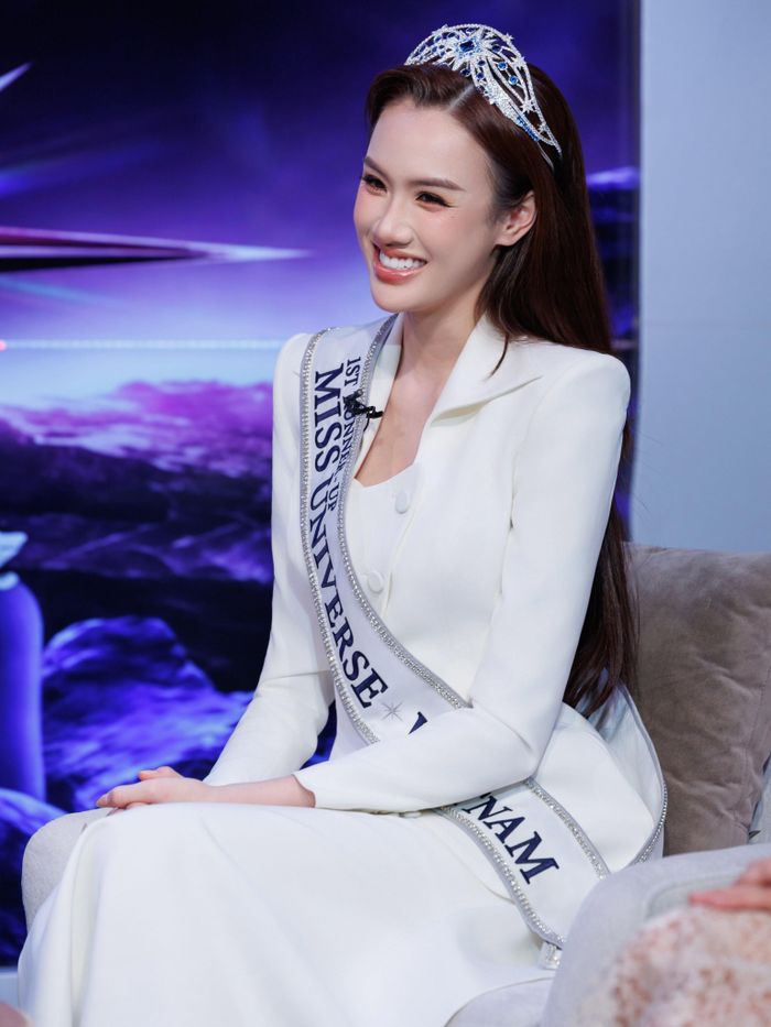 Hoa hậu Quỳnh Anh và Á hậu Trịnh Mỹ Anh vướng ồn ào nói xấu. Ảnh: BTC.