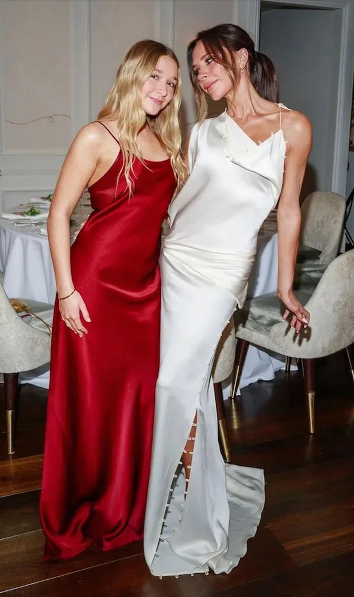  Victoria Beckham rót vốn vào thương hiệu làm đẹp của con gái. Ảnh: @victoriabeckham/IG. 