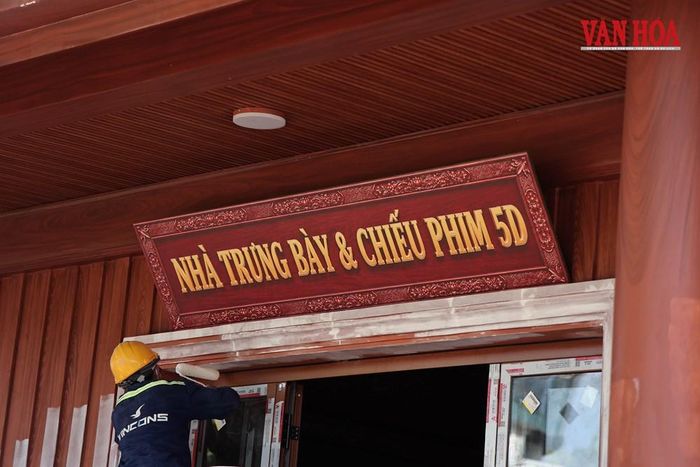 Dự án sẽ có nhà trưng bày xây ngầm dưới lòng đất nhằm giới thiệu toàn bộ tư liệu, hình ảnh, hiện vật hiện có liên quan đến di tích cùng với các công nghệ hiện đại trình diễn, mô phỏng...
