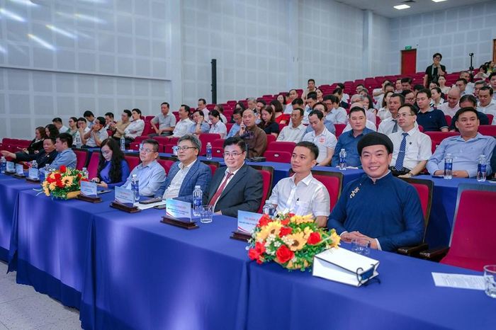Các đại biểu tham dự Lễ ra mắt