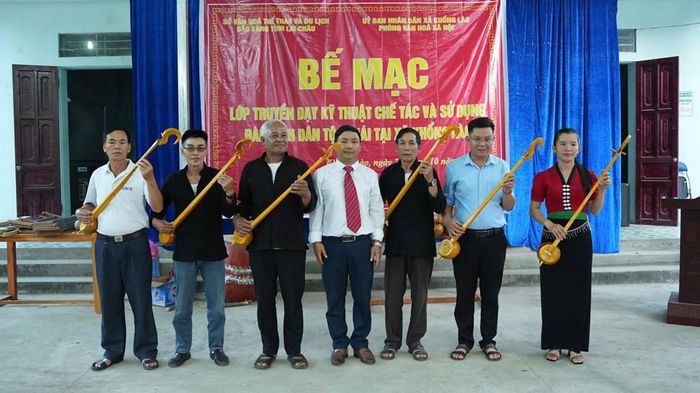 Lớp truyền dạy góp phần gìn giữ và trao truyền những giá trị văn hóa truyền thống của dân tộc Thái