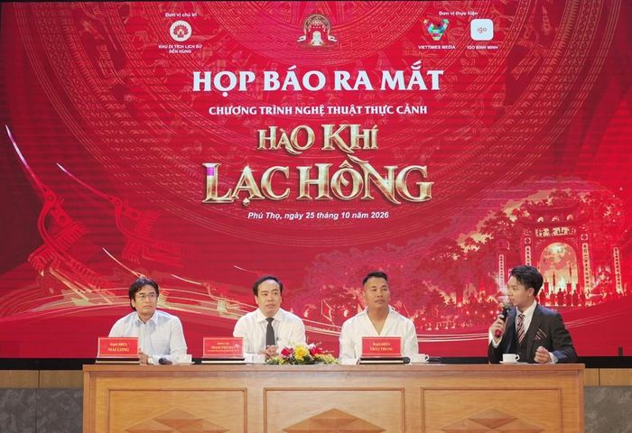 Họp báo ra mắt chương trình nghệ thuật "Hào khí Lạc Hồng". Ảnh: BTC
