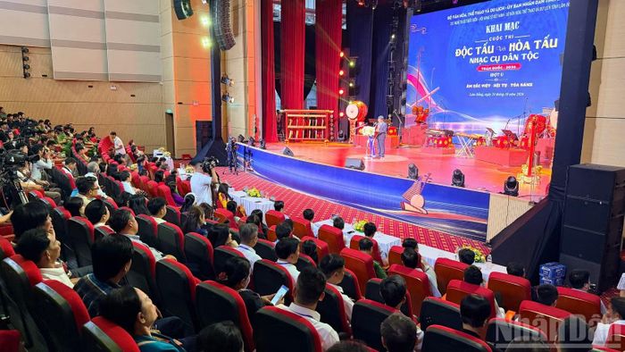 Cuộc thi nhằm phát hiện tài năng trẻ. (Ảnh: QUÝ NGỌC)