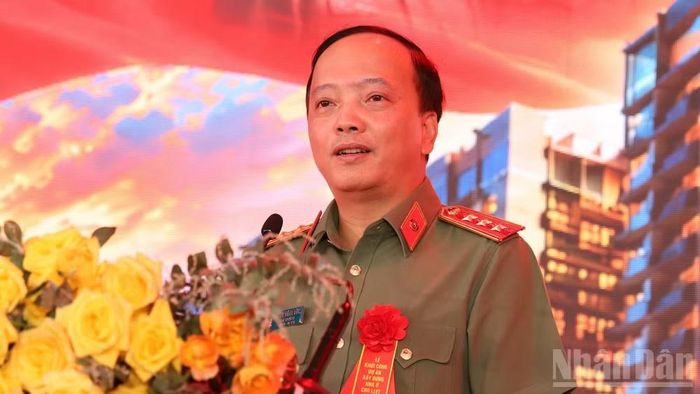 Thứ trưởng Công an Đặng Hồng Đức, Ủy viên Trung ương Đảng, Thứ trưởng Công an phát biểu tại lễ khởi công dự án. (Ảnh: QUANG QUÝ)