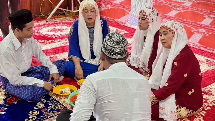 Sum vầy trong Tết Raya Aidil Fitri. (Ảnh: Ban tổ chức cung cấp)