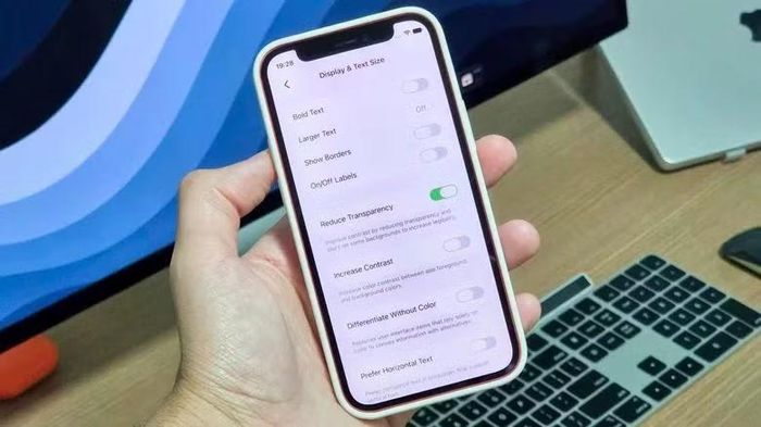 Các hiệu ứng trên iOS mới thường tạo áp lực lên phần cứng cũ kỹ.