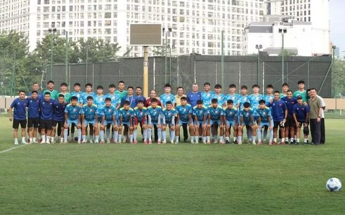 Theo kế hoạch của FIFA, vé được phân phối thông qua cổng bán vé trực tuyến chính thức. Ảnh: VFF.