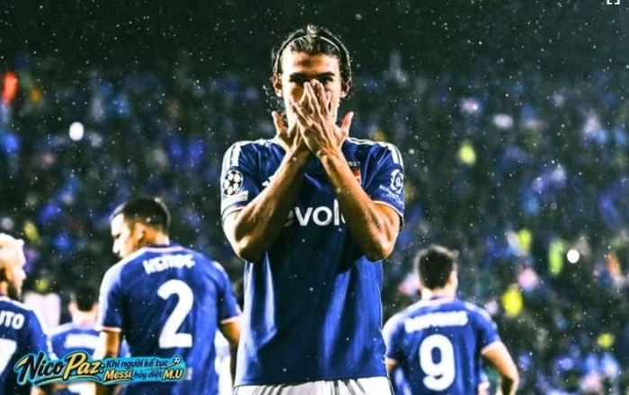 Đáng chú ý, đội bóng thành Manchester từng tiếp cận cầu thủ này nhưng chưa đạt được thỏa thuận với các bên liên quan. Ảnh: Como_1907.