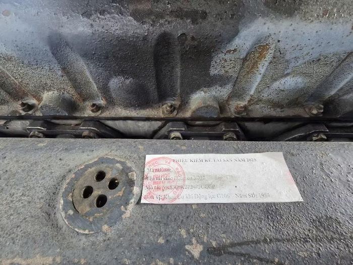 Thông tin về một máy tàu bắt đầu được Trường ĐH CNKT Vĩnh Long sử dụng từ năm 1984.