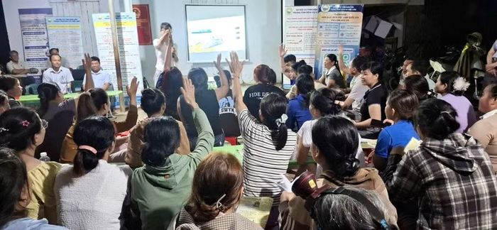Tư vấn, giới thiệu việc làm cho người dân vùng sâu, vùng xa của tỉnh Đắk Lắk. (Ảnh: TTCC)