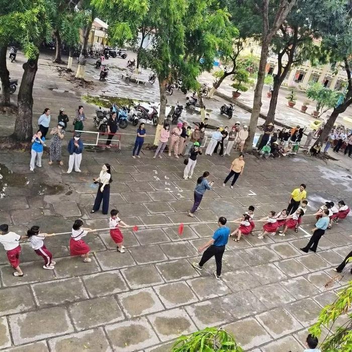 Một hoạt động ngoài giờ lên lớp của Trường tiểu học Phan Rí Cửa 2. Ảnh: Facebook nhà trường.