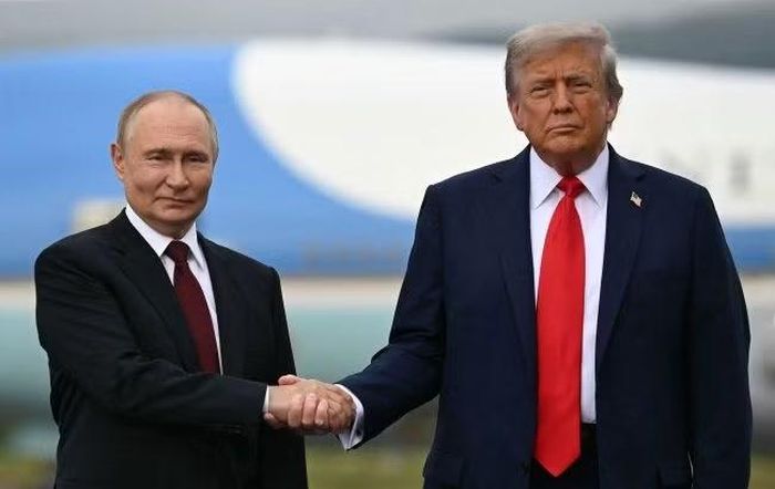 Tổng thống Mỹ Donald Trump và Tổng thống Nga Vladimir Putin.