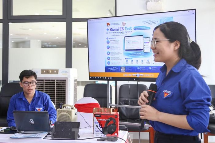Ứng dụng Gemi ES Test được trưng bày tại Festival Thanh niên Đà Nẵng tiên phong chuyển đổi số năm 2026. Ảnh: Giang Thanh