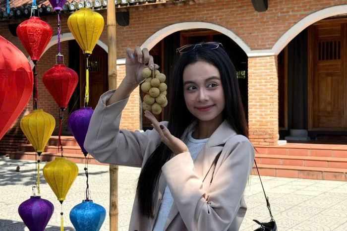 Bạn trẻ tìm về xứ Tiên trải nghiệm và thưởng thức đặc sản đang rộ mùa.