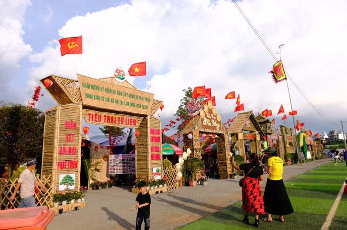 Những tên gọi Mê Linh, Thăng Long, Từ Liêm, Gia Lâm, Phúc Thọ, Ba Đình, Đống Đa trên đất Lâm Đồng gợi nhắc sâu sắc tình cảm với quê hương nguồn cội.