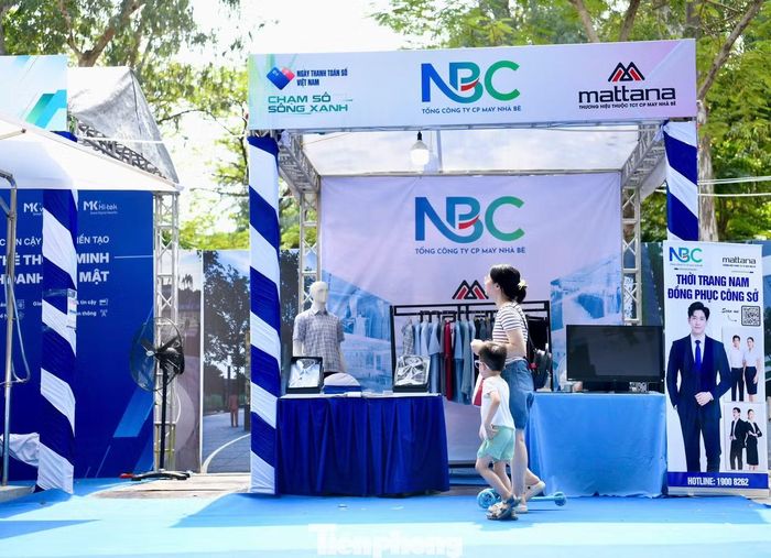 Cùng với NBC, các doanh nghiệp như Fresia, AAB Group và nhiều đơn vị hoạt động trong lĩnh vực công nghệ, giáo dục, thiết bị điện tử góp phần tạo nên không gian trải nghiệm đa lĩnh vực tại sự kiện.