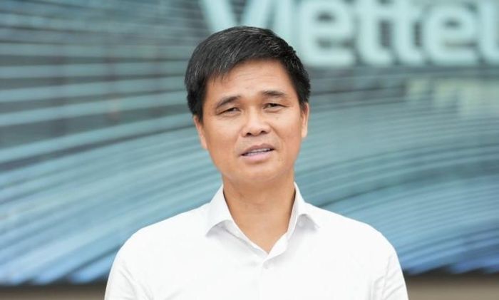 Phó Chủ tịch Thường trực Tổng Liên đoàn Lao động Việt Nam Ngọ Duy Hiểu phát biểu tại buổi làm việc với Viettel.