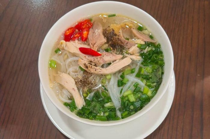Ăn sáng giúp cơ thể có năng lượng làm việc. Ảnh: Trọng Hưng.