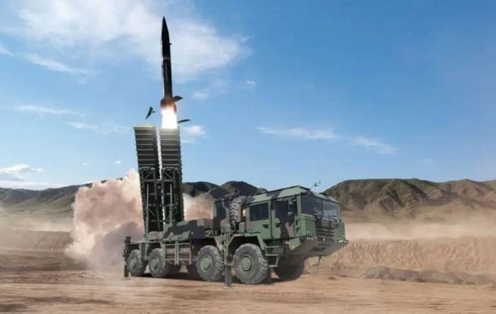 Tên lửa đạn đạo chiến thuật Khan. Ảnh: defencesecurityasia.com