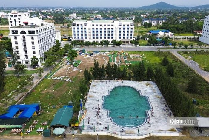 Các hạng mục của dự án bị chậm so với tiến độ ban đầu nên dù dự án đã đưa vào khai thác nhưng chưa đồng bộ, thiếu tính thẩm mỹ.