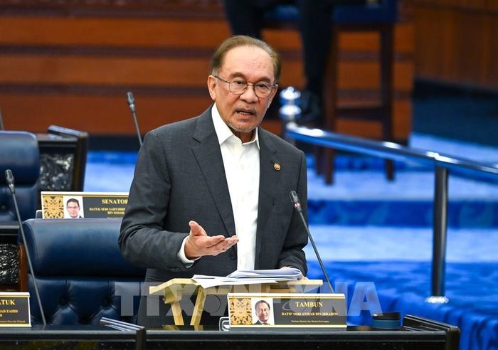Thủ tướng Anwar Ibrahim tại Quốc hội Malaysia ngày 20/10. Ảnh: Quốc hội Malaysia/TTXVN phát