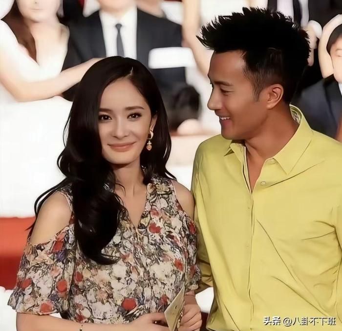 Dương Mịch từng khiến Lưu Khải Uy ấn tượng ngay lần đầu gặp gỡ bởi vẻ ngoài giản dị, để mặt mộc và mái tóc còn ướt.