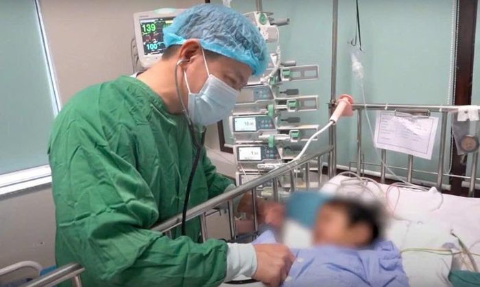 Bệnh nhi thực hiện ghép gan tại Bệnh viện Nhi Trung ương vào tháng 11/2025