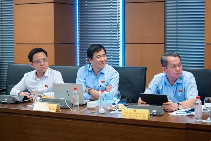 Các đại biểu Quốc hội tại phiên thảo luận tổ 2. Ảnh: Cổng thông tin điện tử Quốc hội.