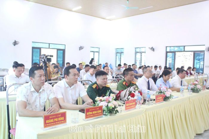 Đại biểu dự hội nghị.