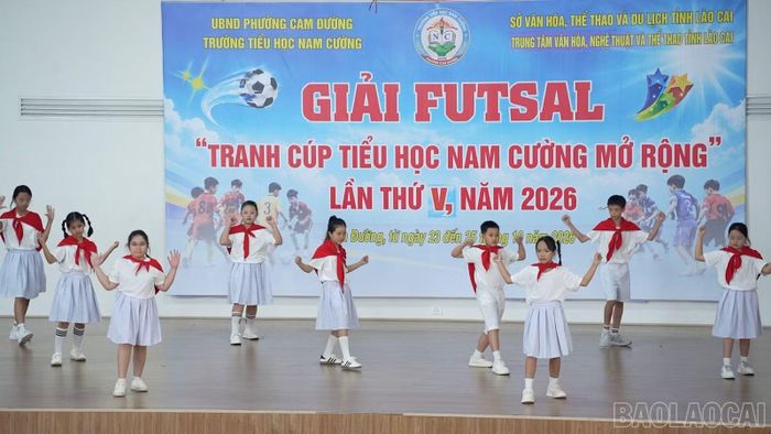 Các tiết mục văn nghệ đặc sắc tại lễ bế mạc giải.