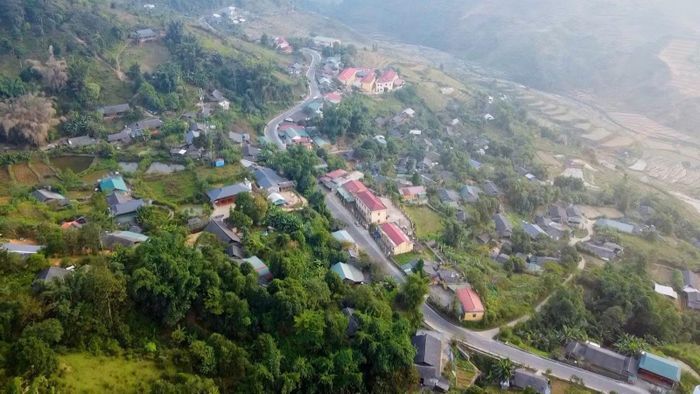 Phụ nữ vùng cao chủ động làm giàu, góp phần xây dựng quê hương ngày càng phát triển.