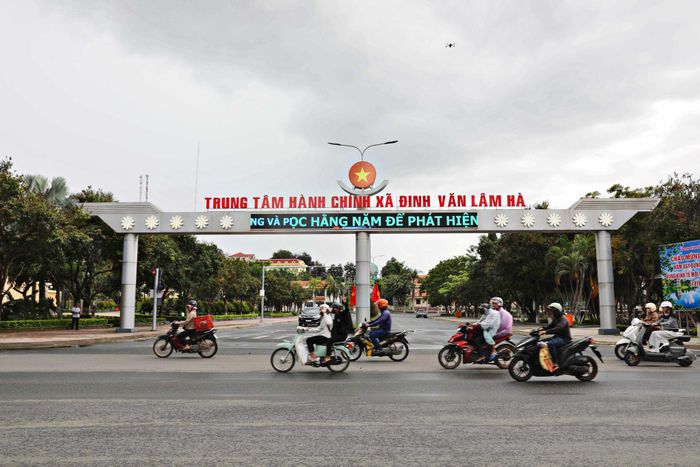 Trong hành trình 50 năm phát triển, các xã Lâm Hà luôn nhận được sự hỗ trợ từ những công trình mang dấu ấn của các địa phương Thủ đô Hà Nội