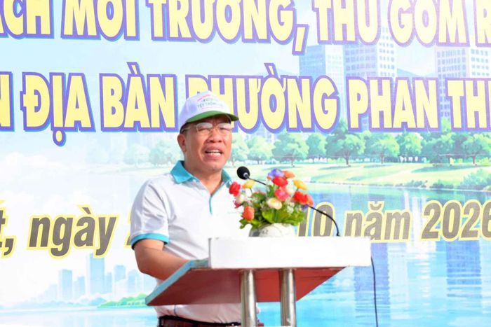 Phó Chủ tịch UBND phường Phan Thiết Đào Quang Thanh phát biểu khai mạc