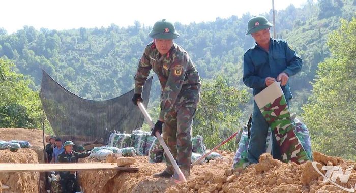 Công tác xây dựng công sự đang được khẩn trương triển khai.