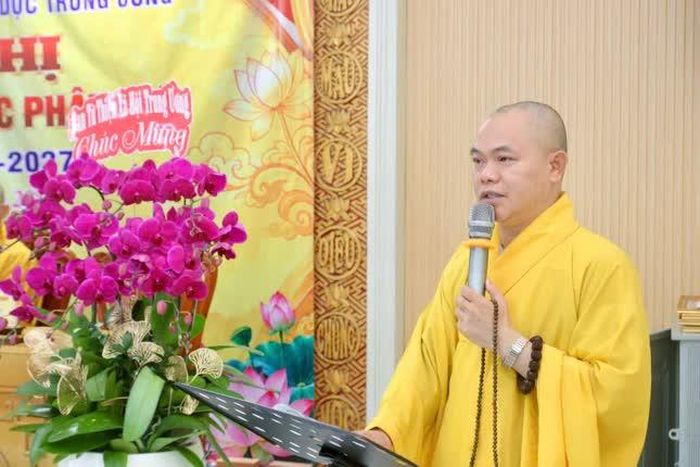 Thượng tọa Thích Quảng Pháp phát biểu khai mạc