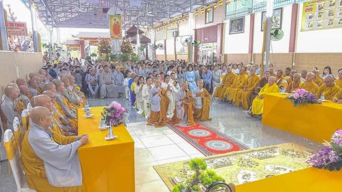 Sư cô Thích nữ Huệ Bảo, trụ trì tịnh thất Liên Nghiêm nêu lại quá trình hình thành và phát triển ngôi Tam bảo