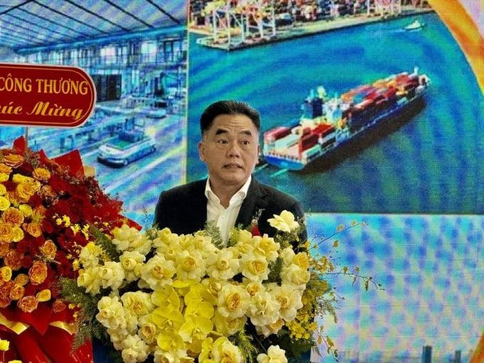  Ông Nguyễn Lộc Hà - Phó Chủ tịch Thường trực UBND TP.HCM phát biểu tại lễ khai mạc hội chợ. 