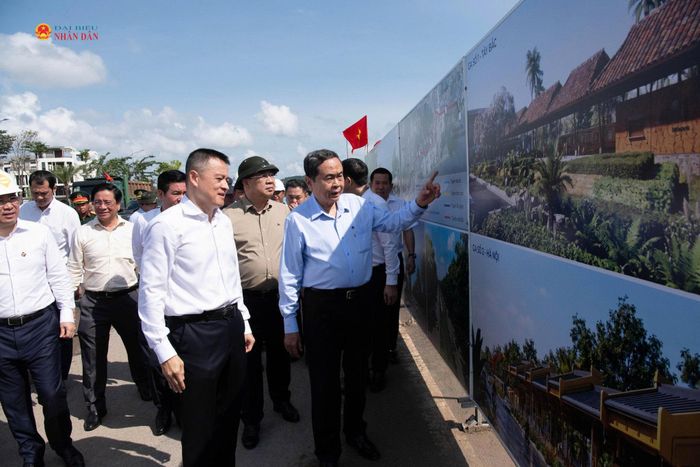 Chủ tịch Quốc hội Trần Thanh Mẫn kiểm tra thực tế tiến độ triển khai một số công trình, dự án phục vụ Hội nghị cấp cao APEC 2027
